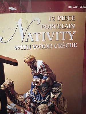 Kirkland Signature Costco 12 Piece #75177 Large Nativity Set