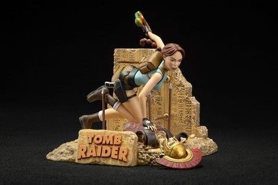 Dark Horse Tomb Raider Lara Croft Classic Era
