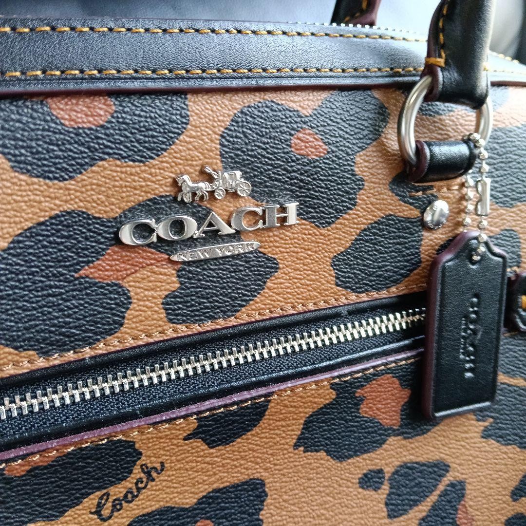 Excellent condition COACH Leopard pattern 2 way s… - image 2