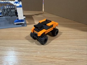 LEGO Racers: Brick Street Getaway (8211) 100% Complete Race Car Building Toys