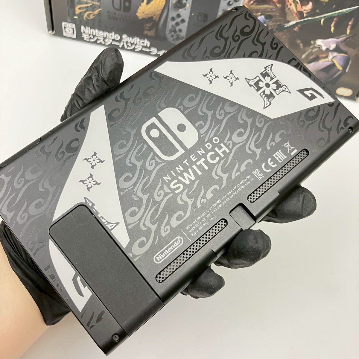 Nintendo Switch Monster Hunter RISE HAC-001(-01) A Rank Console