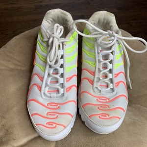 air max plus hot punch