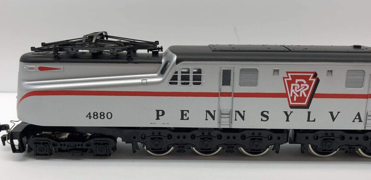 IHC Premier HO GG1 #4880 Pennsylvania Locomotive Dual Motors