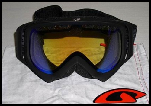NEW GIRO SCORE SNOWBOARD SNOW GOGGLES MATTE BLACK W/ GOLD BOOST LENS - Picture 2 of 6