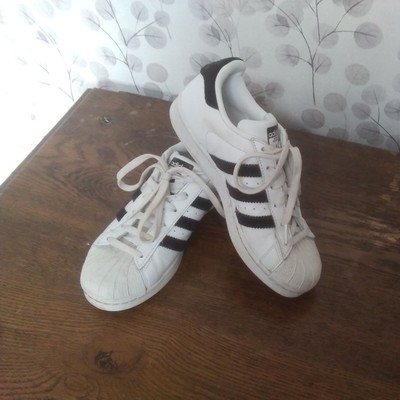 ADIDAS SUPERSTAR WHITE LEATHER BLACK VELVET WOMENS TRAINERS SIZE