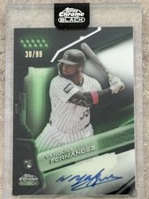 2026 Topps Chrome Black YANQUIEL FERNANDEZ 38/99 On-Card AUTO Green RC ENCASED