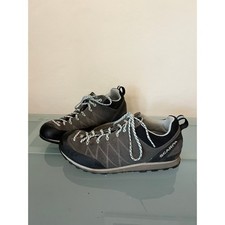 Scarpa Crux Approach Shoes Women's 8.5 hiking climbing scrambling vibram soles