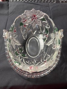 Mikasa Garden Vineyard Crystal Candy Dish