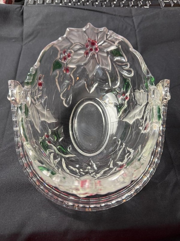 Mikasa Garden Vineyard Crystal Candy Dish