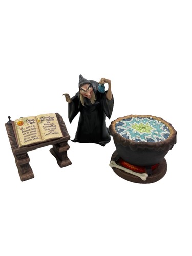 WDCC Snow White "Evil to the Core" Witch ,Cauldron ,Bookstand Box COA #1230025 - Picture 22 of 24