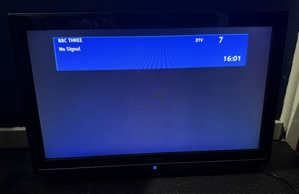 Hitachi TV 26LD4550U NO CONTROLLER Working Well - Image 3 of 4