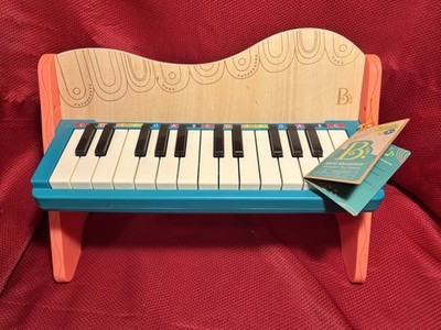 B. Toys Mini Maestro Wooden Toy Piano Children Music VIDEO