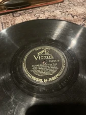 Victor Record 78 rpm - Sugar Blues/Fox Trot 25194-B