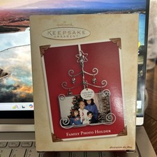 Hallmark Keepsake Family Photo Ornament Christmas Metal Tree 2002