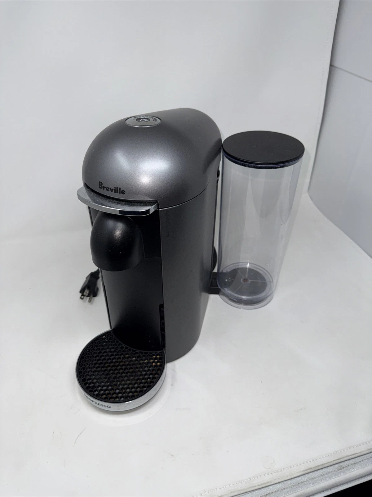 Nespresso VertuoPlus Deluxe (Breville BNV420TTN) Coffee & Espresso—Gray