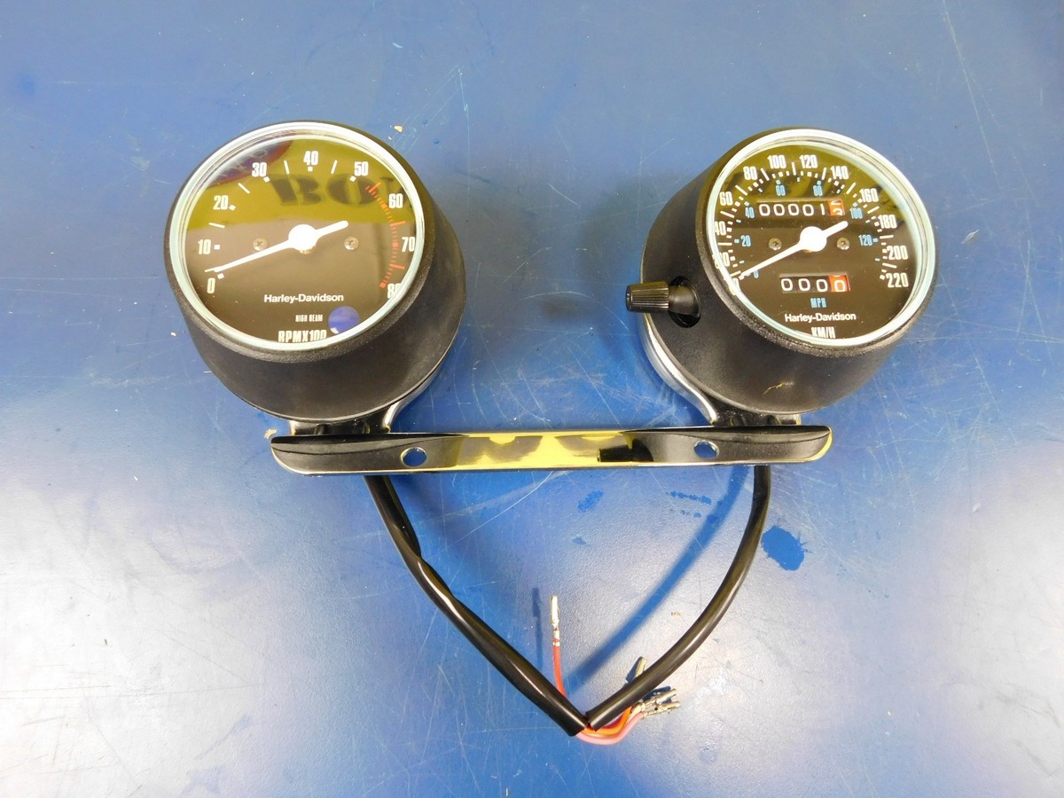 Harley-Davidson スピードメーター km/h RPM/1000 74775-11C】ハーレー純正 アナログスピードメーター＆タコ