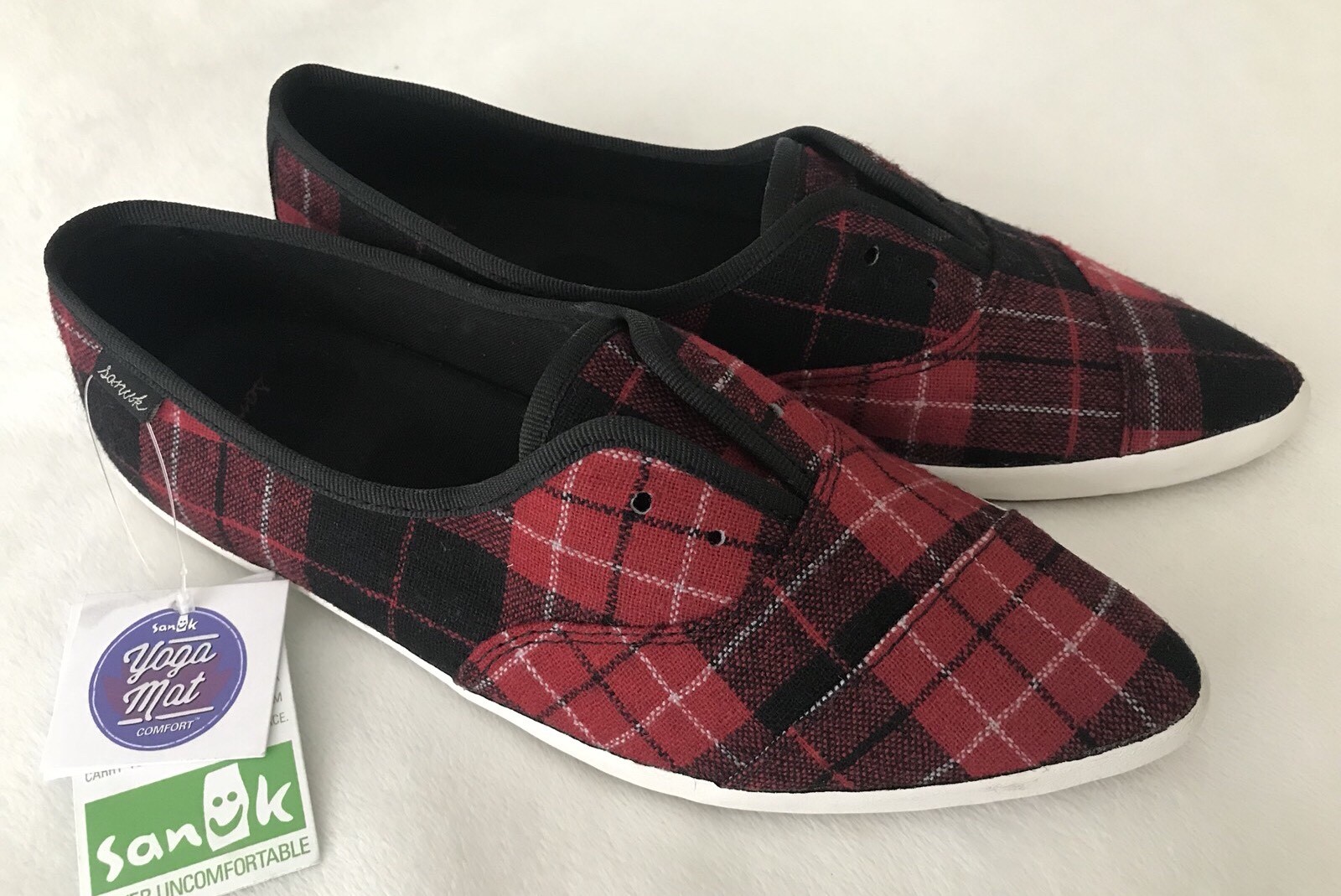 NWT WOMENS SANUK SIDEWALK SURFER SLIP ON LOARFERS KAT PAW TX
