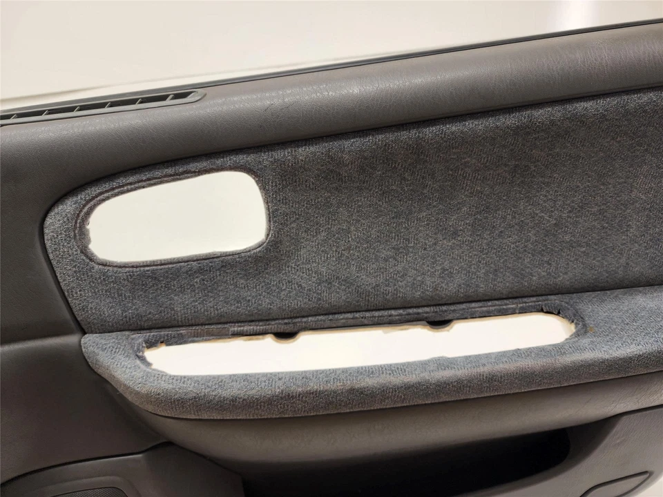 2006 Kia Optima 4 Door Passenger Front Door Panel w/ Manual Windows OEM  - Image 3 of 4