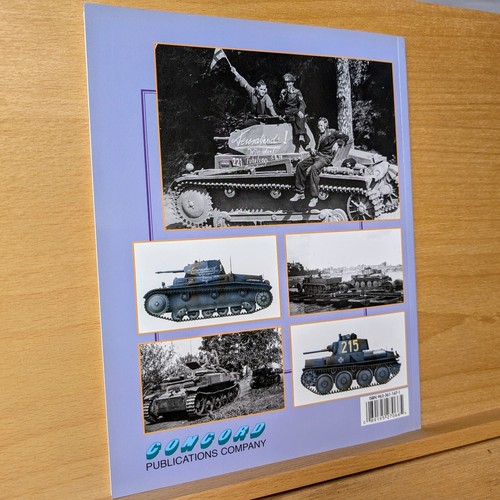 German Leichte Panzer at War 7066 Armor at War Series - Picture 4 of 6