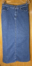 GAP, Womens 8 Blue Denim Straight Pencil Skirt, Midi, Stretch, Back Vent, EUC