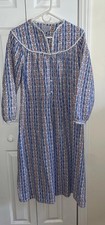 Vintage Lanz of Salzburg Mini Hearts/Flowers/Logo Print Flannel Robe - Size XS
