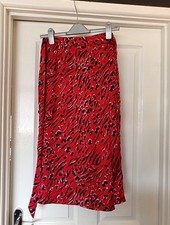 Quiz Ladies Ref Patterned Wrap Around Skirt. Size 10