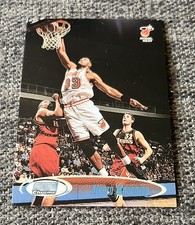 1998-99 Topps Stadium Club Basketball Chrome #SCC1 Alonzo Mourning - Heat