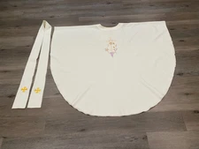WHITE VESTMENT WITH STOLE (BEAU VESTE)