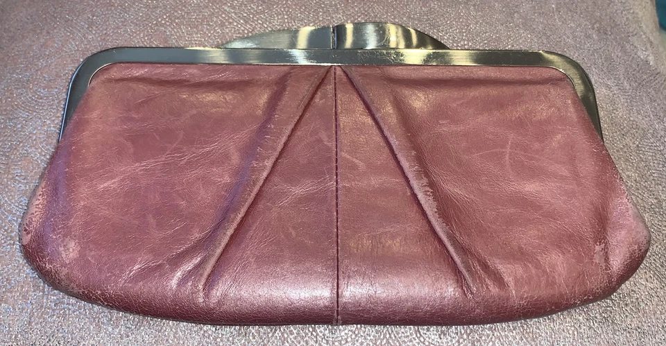 Gorg opus HOBO International Hayward Leather Clutch Wallet in Off White - Image 2 of 4