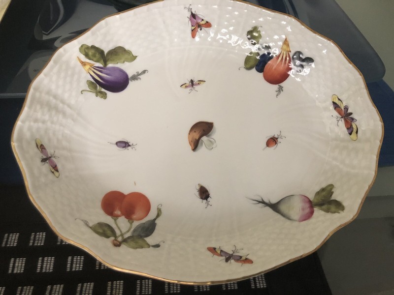 Herend Market Garden Hand-Painted China Small Oval Vegetable Dish