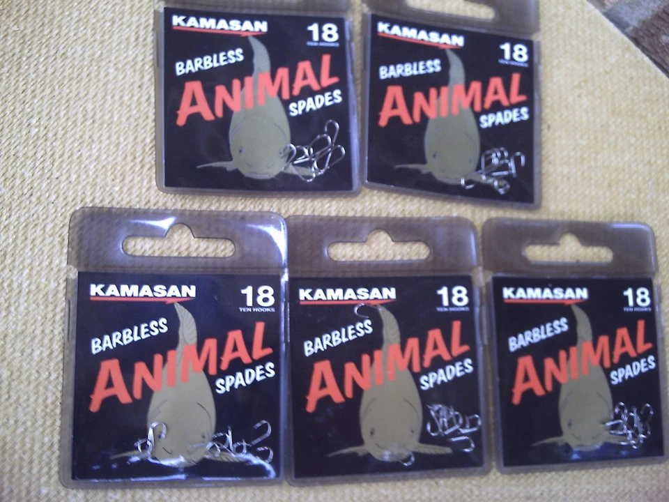 50 x Kamasan Tier stachlos Spatende Größe 18 Haken. Starker Haken für große Fische