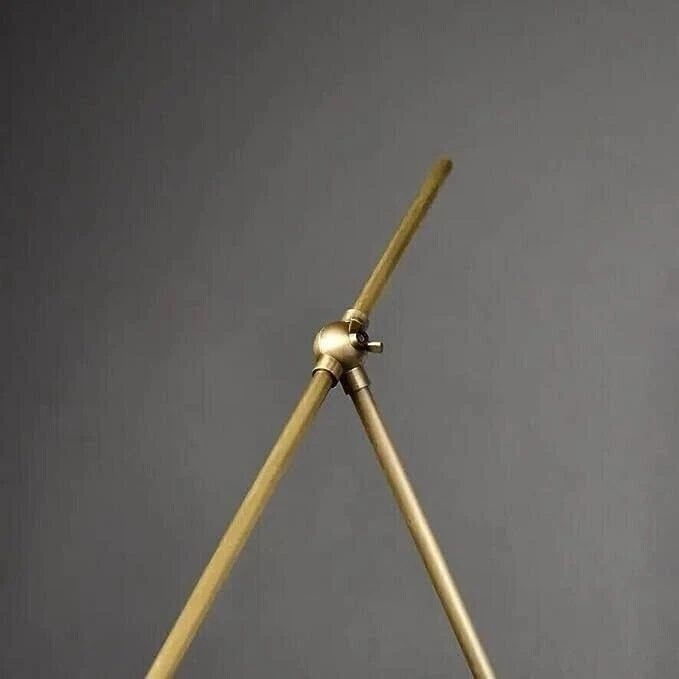 Lámpara de pared italiana MAGARI 1950 ajustable con latón blanco y negro Foto 4 de 4