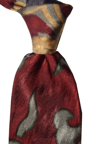 Guess necktie 100% silk tie neck wear made in USA new designer tie - Picture 6 of 12