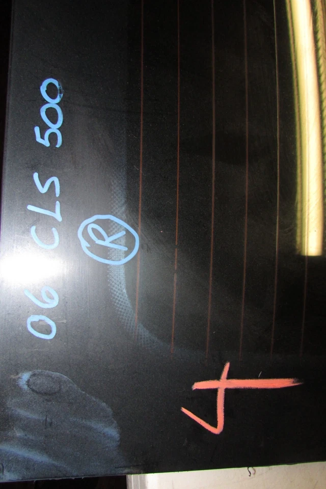 2006-2011 MERCEDES BENZ CLS500 CLS550 REAR WINDSHIELD WINDOW GLASS OEM - Image 4 of 4