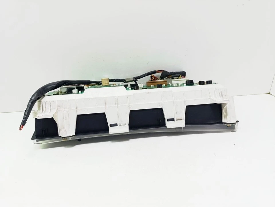 Toyota Corolla E90 1990 Petrol Speedometer Cockpit 66kW UST127265 - image 3 of 4