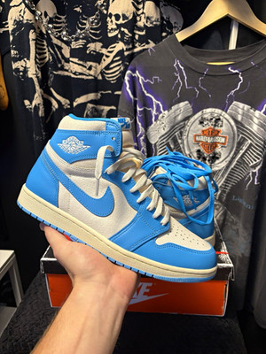 Nike Air Jordan 1 High OG lost and found UNC size 10.5 worn once!