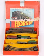 Vintage 1960s Hornby / Meccano O Gauge Clockwork Train Set With Tracks England