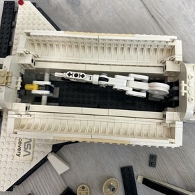 LEGO Discovery: Space Shuttle Discovery-Sts-31 (7470) - Retired