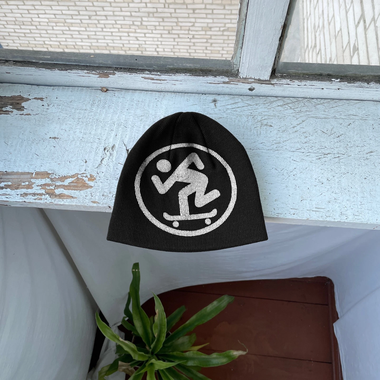 Skateboarder Logo Beanie Hat Skate Y2K Streetwear
Opens in a new window or tab