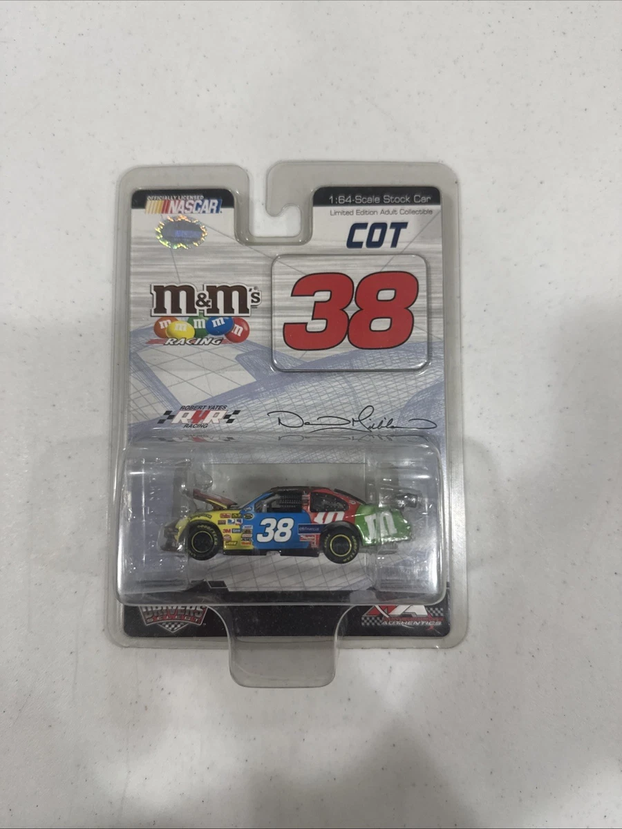 Motorsports Authentics David Gilliland 2007 Vehicle Year Diecast