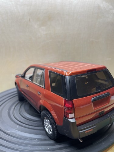 GATE 2001 Diecast Orange Saturn Vue (!!!) 1/18th Model - Picture 5 of 16