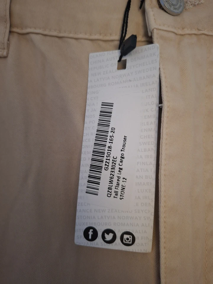 Boohoo Tall Stone Beige Flared Cargo Trousers UK 12 BNWT - Image 3 of 3