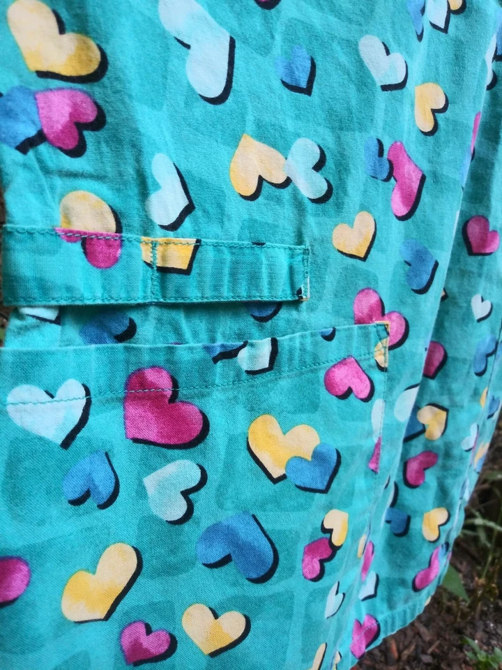 Cherokee Scrub Top Small Hearts Scrubs Medical Dental Vets Home Health Care - Image 3 of 4