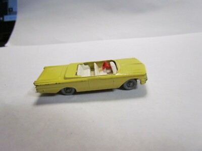 ミニカー MATCHBOX No.39 PONTIAC CONVERTIBLE VTG ORIGINAL Lesney Matchbox No. 39 YELLOW PONTIAC