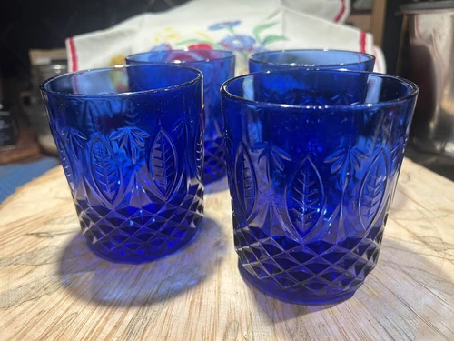 Set of 4 Vtg Arcoroc Avon Royal Sapphire Cobalt Blue Glass Leaf Tumbler France