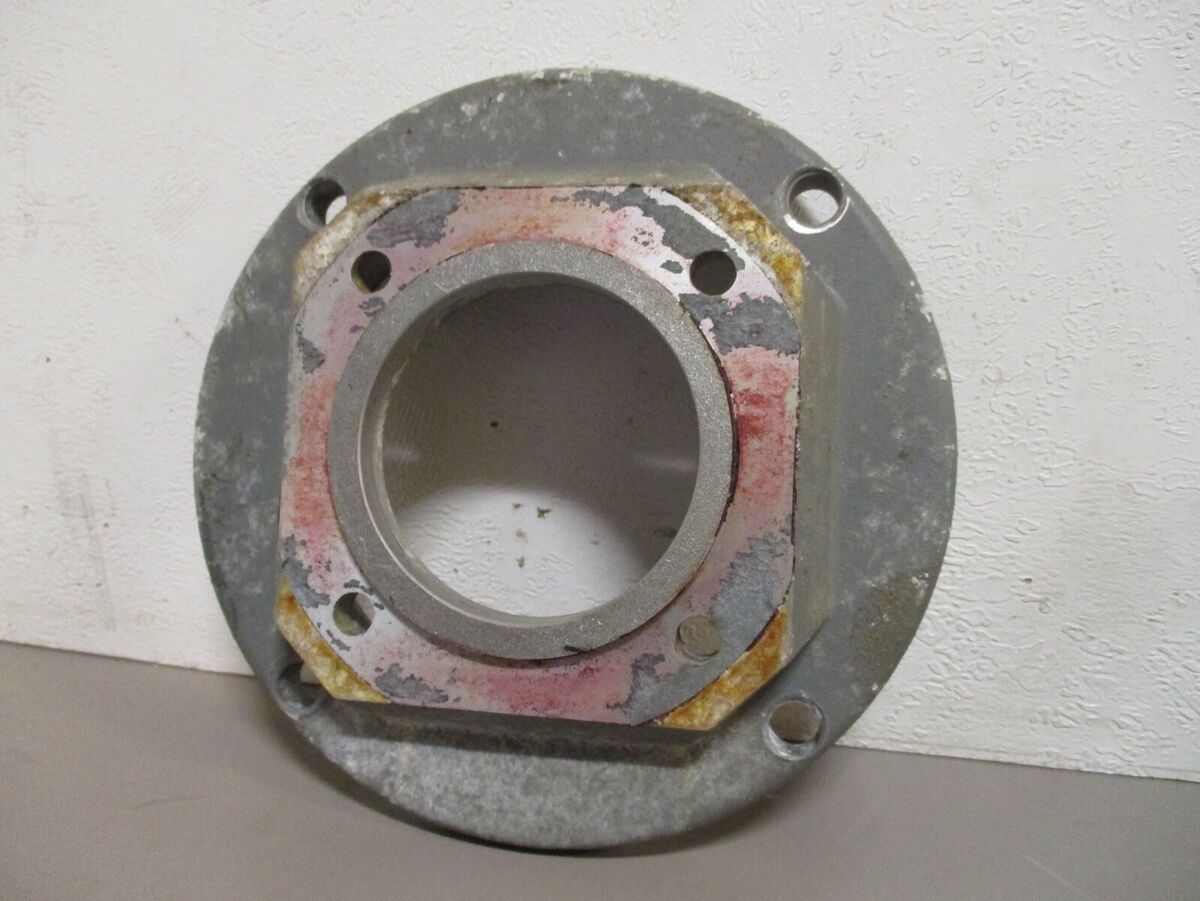 Dayton 4Z730 Speed Reducer C304581 Shaft Front Seal Housing Cover Flange Dayton 4Z730 Speed Reducer C304581 Shaft Front Seal Housing Cover Flange