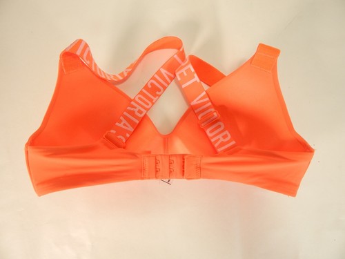 T-shirt Victoria Secret leggermente foderata wireless 30C - Foto 2 di 5