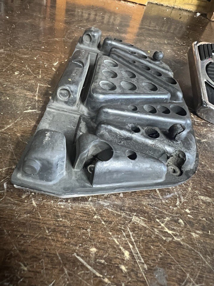 Vintage OEM Harley Nostalgia Nostalgic Floorboard Insert & Brake Pedal