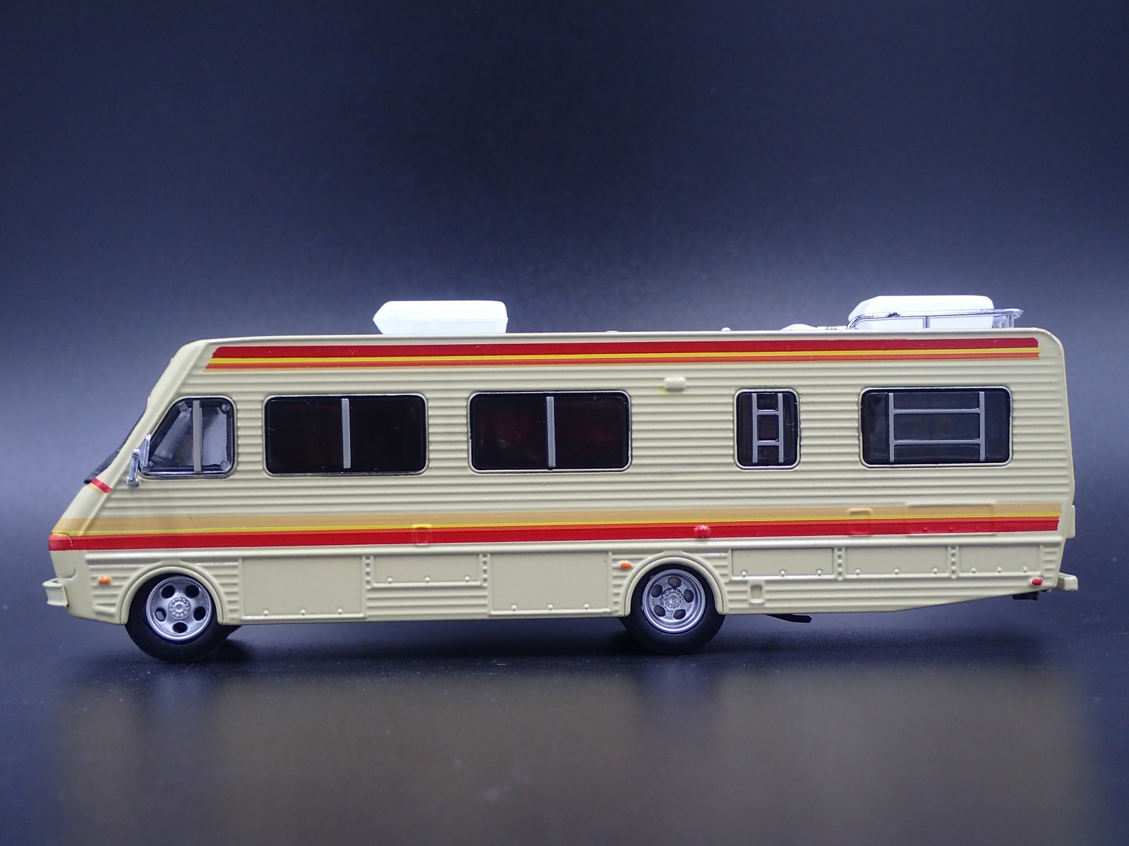 diecast winnebago motorhome