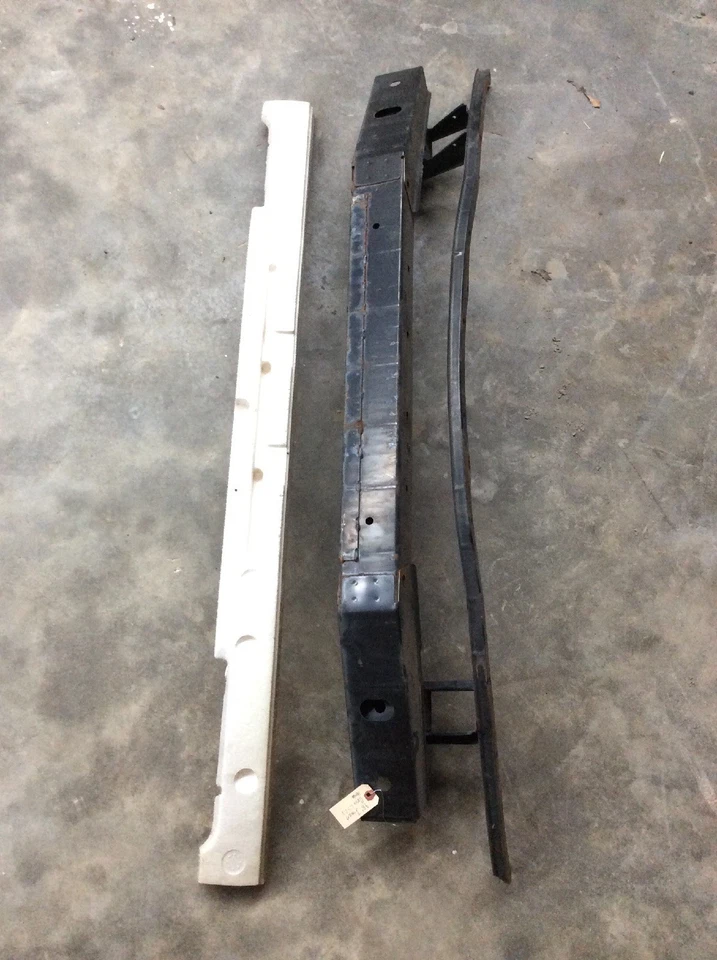 1996-1999 ISUZU OASIS HONDA ODYSSEY FRONT BUMPER W/ STYROFOAM OEM COMPLETE ASSEM - Image 2 of 4